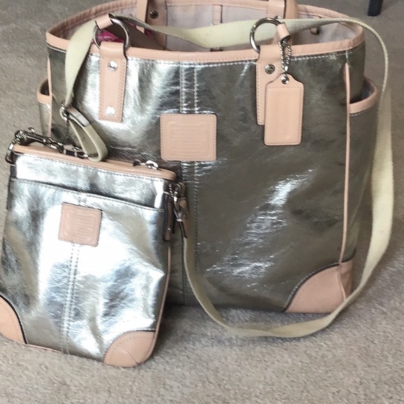 Bags - Picture 1 of 16